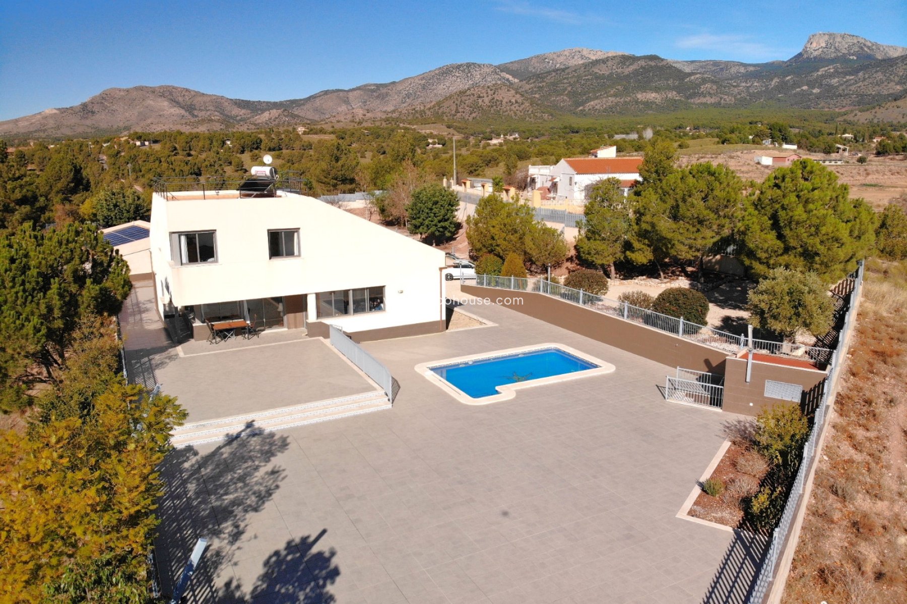 Resale - Villa -
Aledo