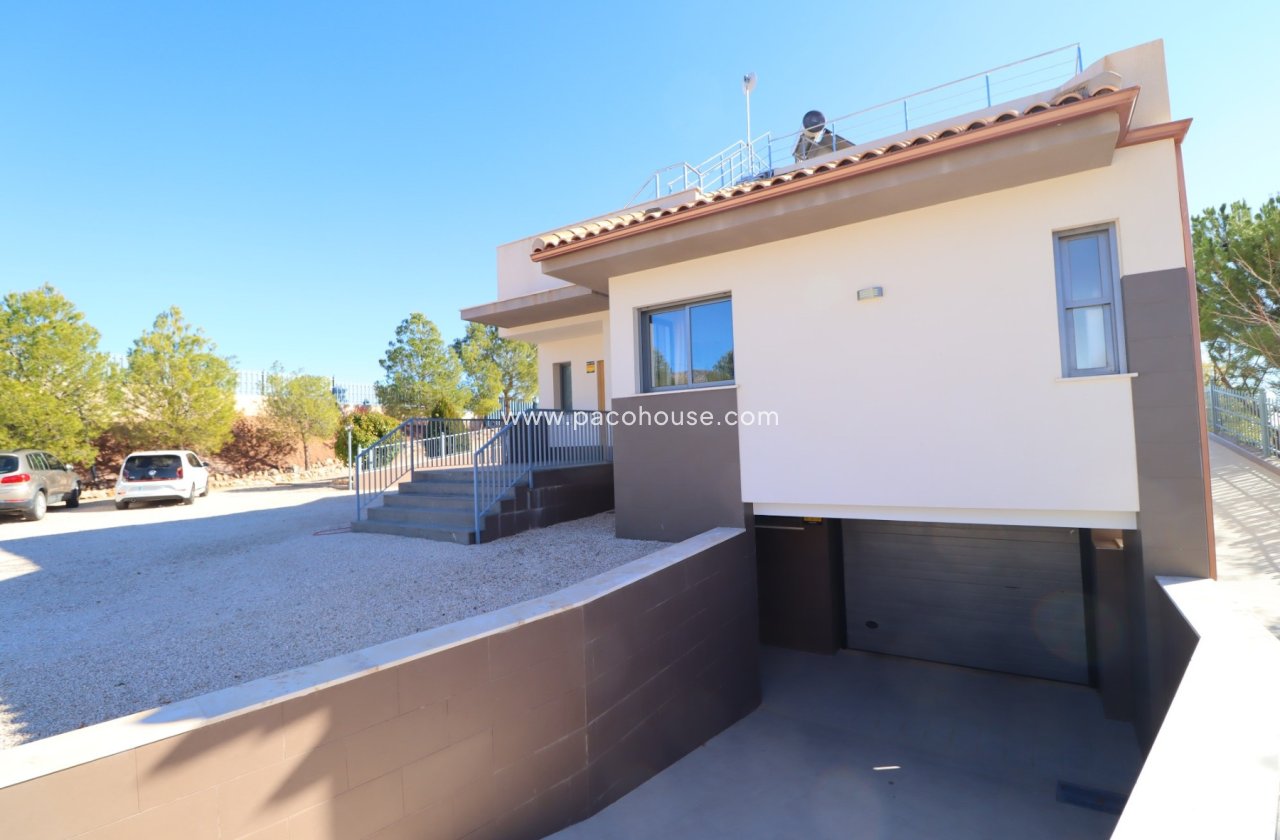 Resale - Villa -
Aledo
