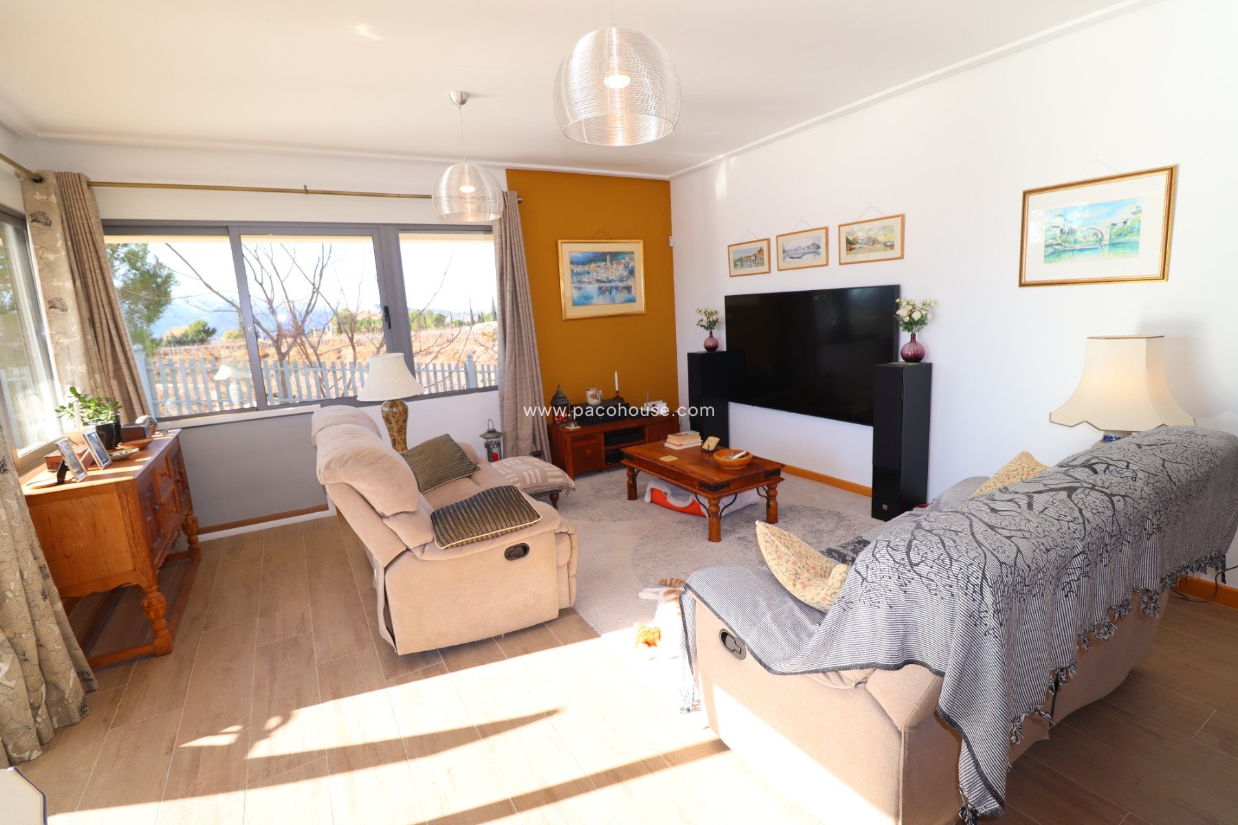 Resale - Villa -
Aledo