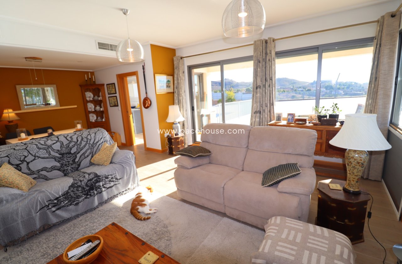 Resale - Villa -
Aledo