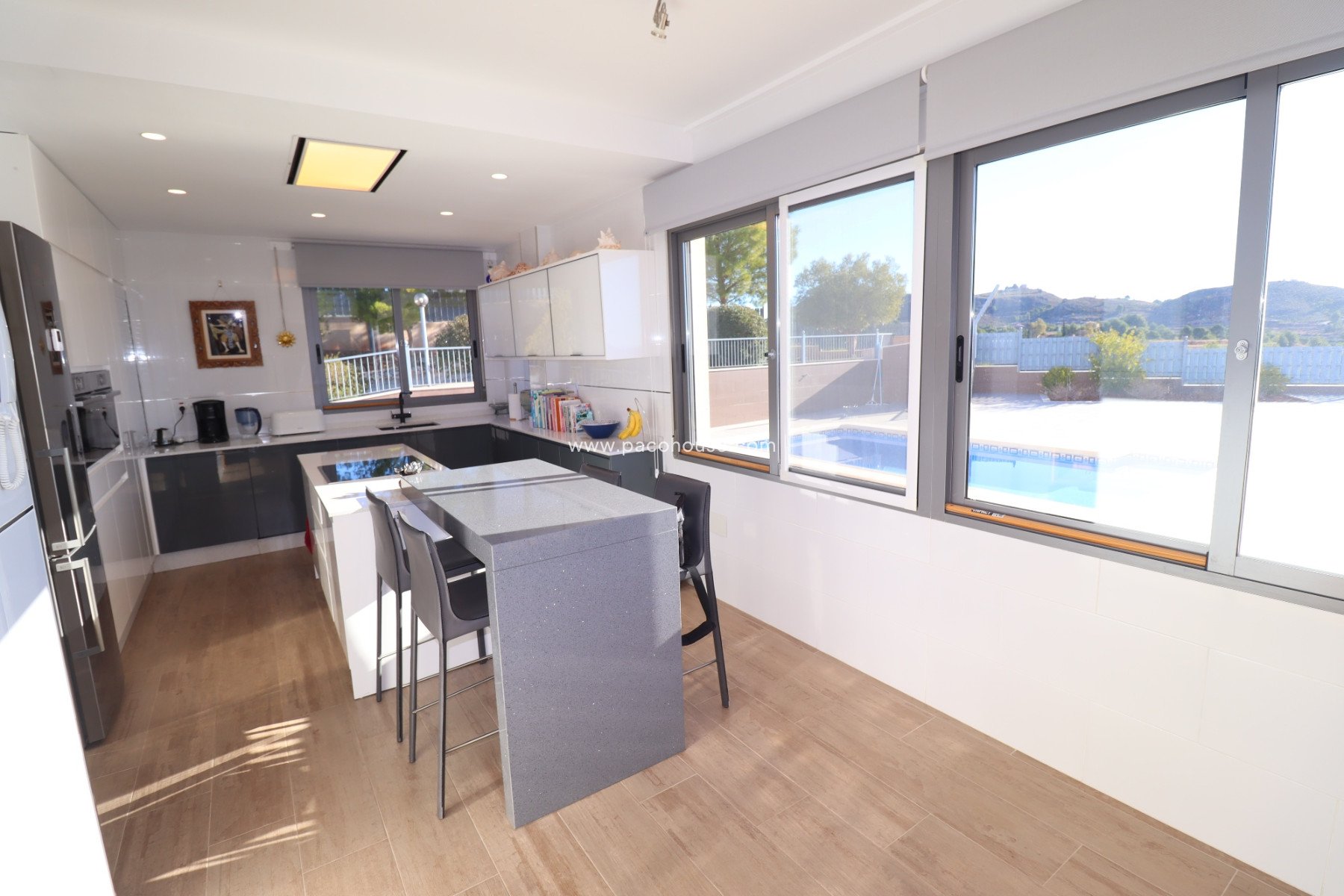 Resale - Villa -
Aledo