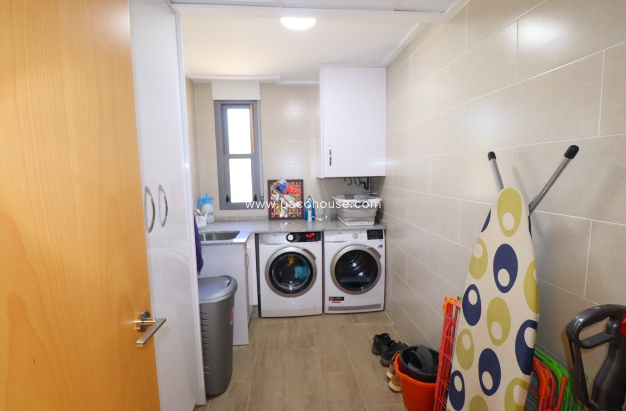 Resale - Villa -
Aledo