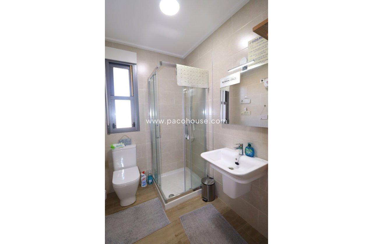 Resale - Villa -
Aledo