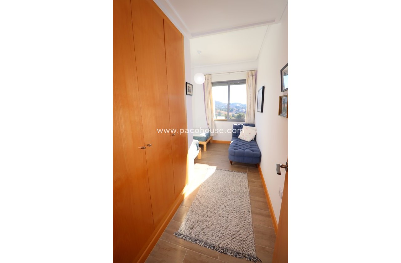 Resale - Villa -
Aledo