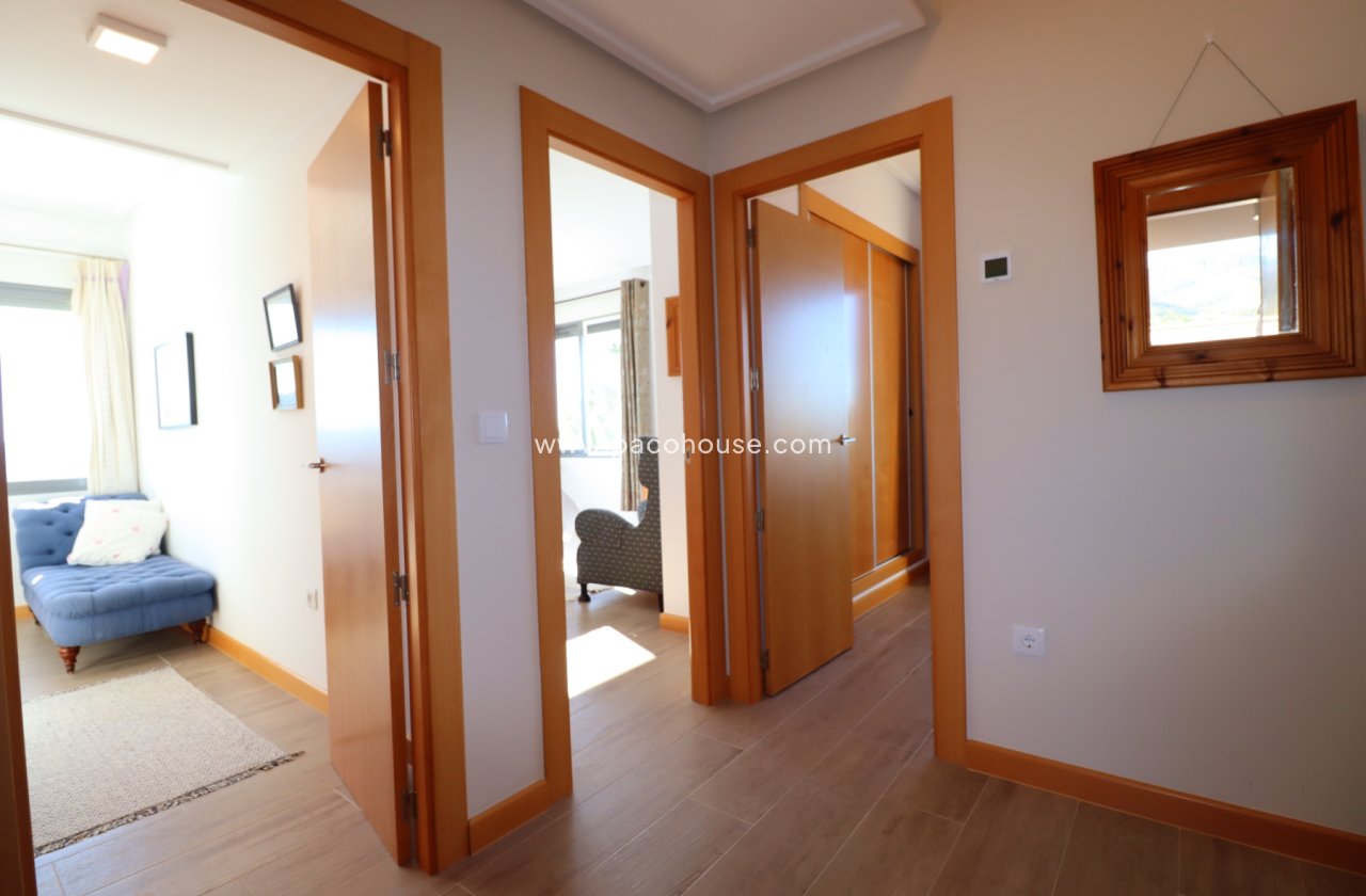 Resale - Villa -
Aledo