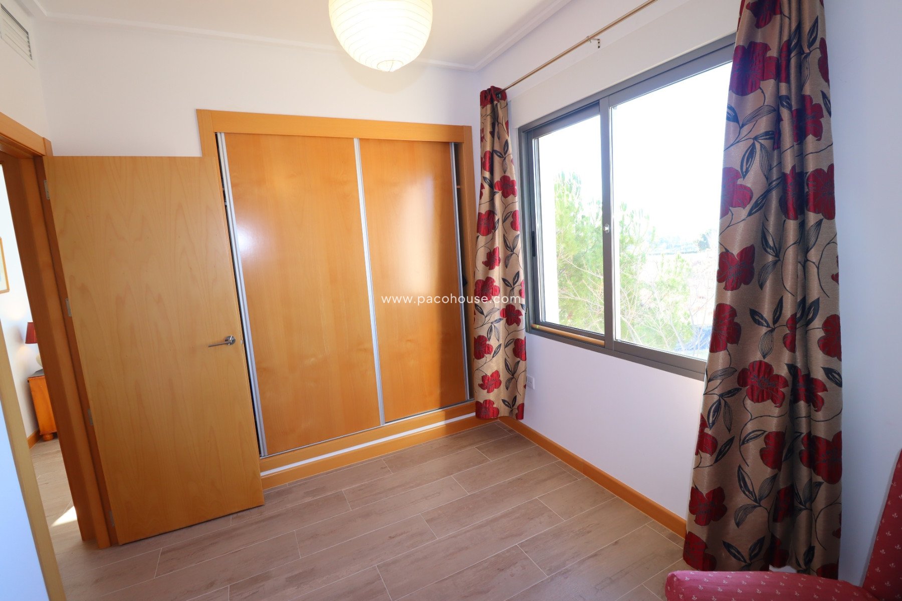 Resale - Villa -
Aledo