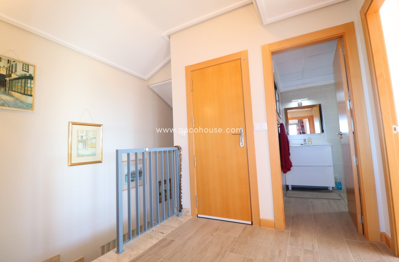 Resale - Villa -
Aledo