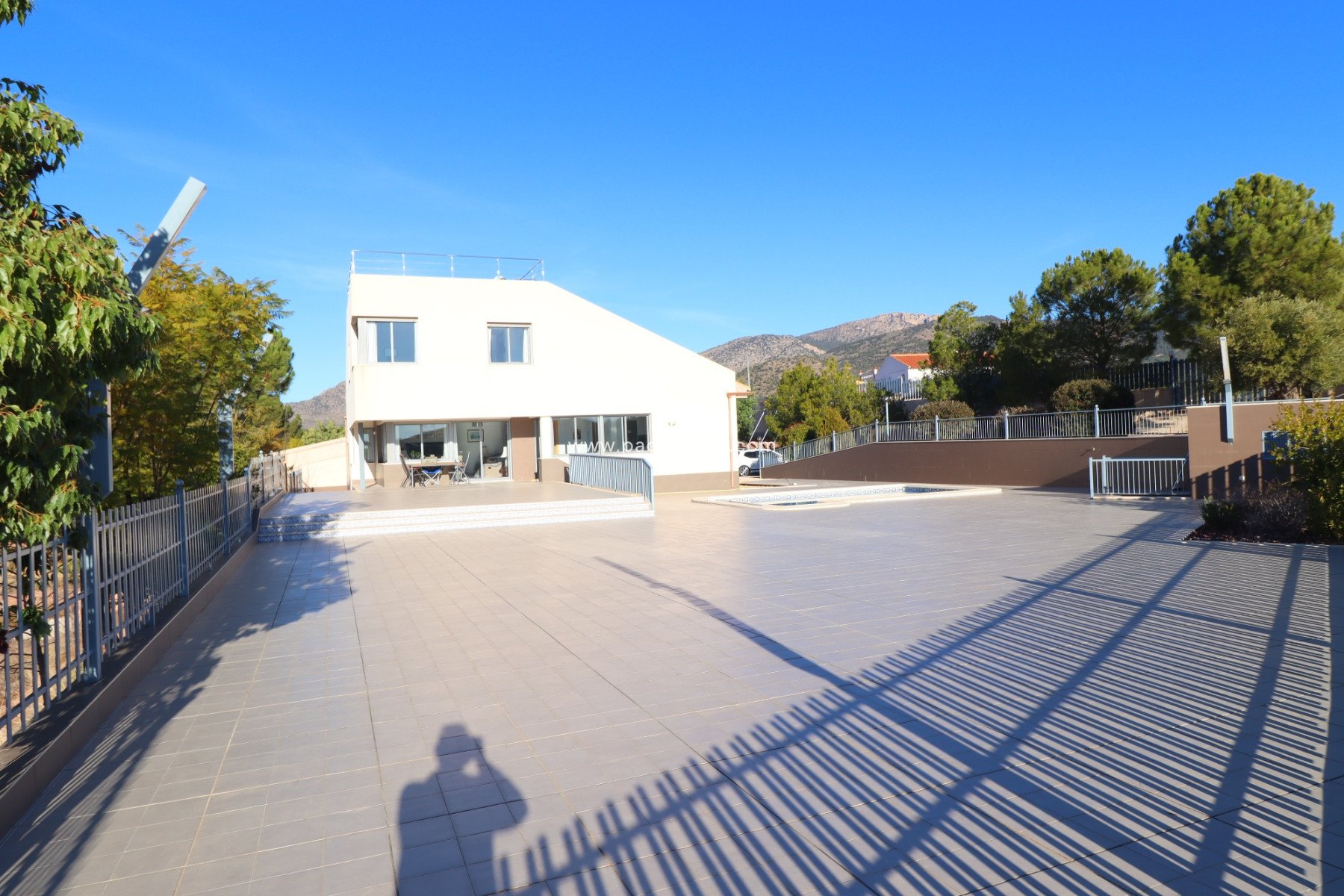 Resale - Villa -
Aledo