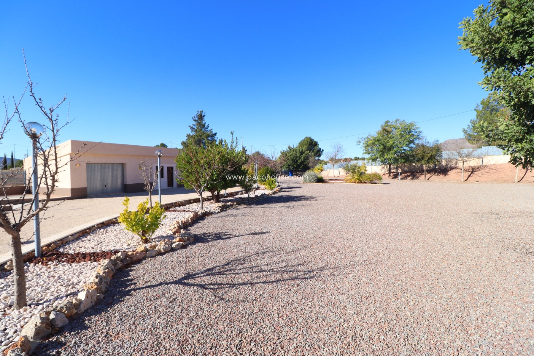 Resale - Villa -
Aledo