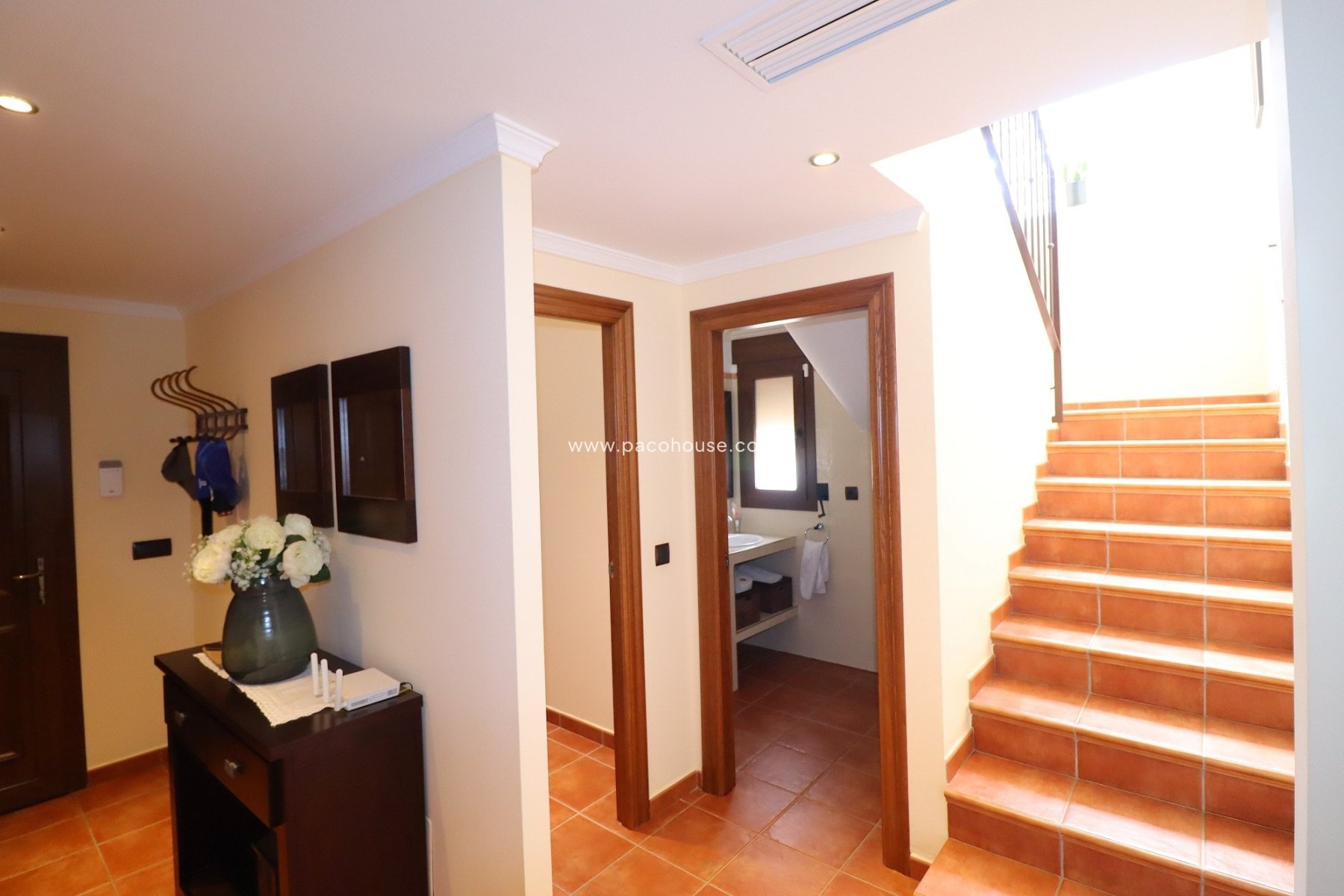 Resale - Villa -
Almendricos