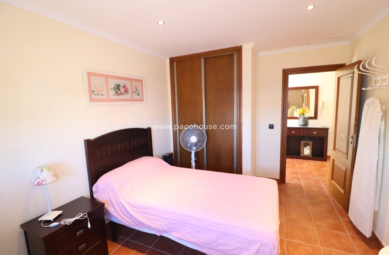 Resale - Villa -
Almendricos