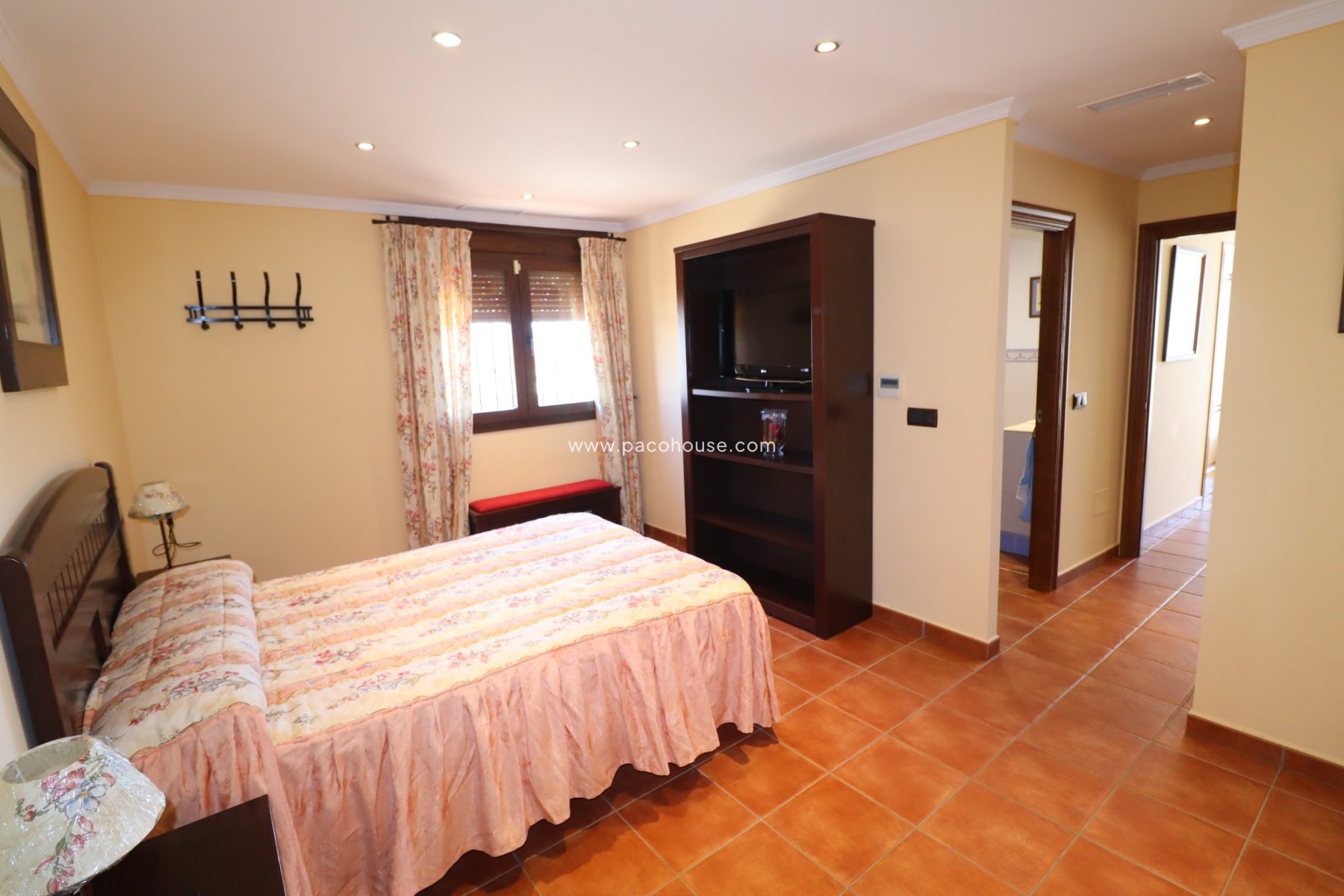 Resale - Villa -
Almendricos