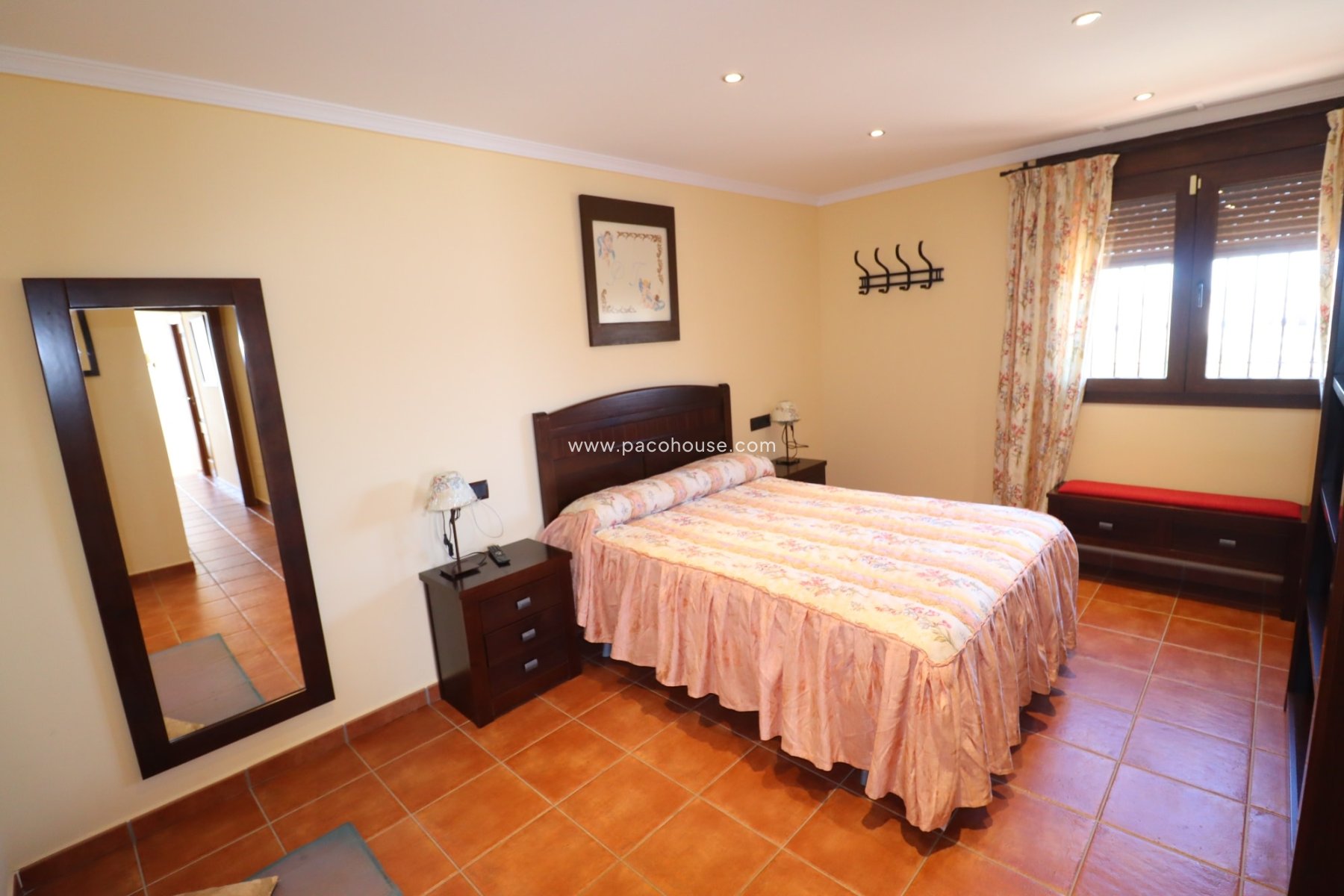 Resale - Villa -
Almendricos