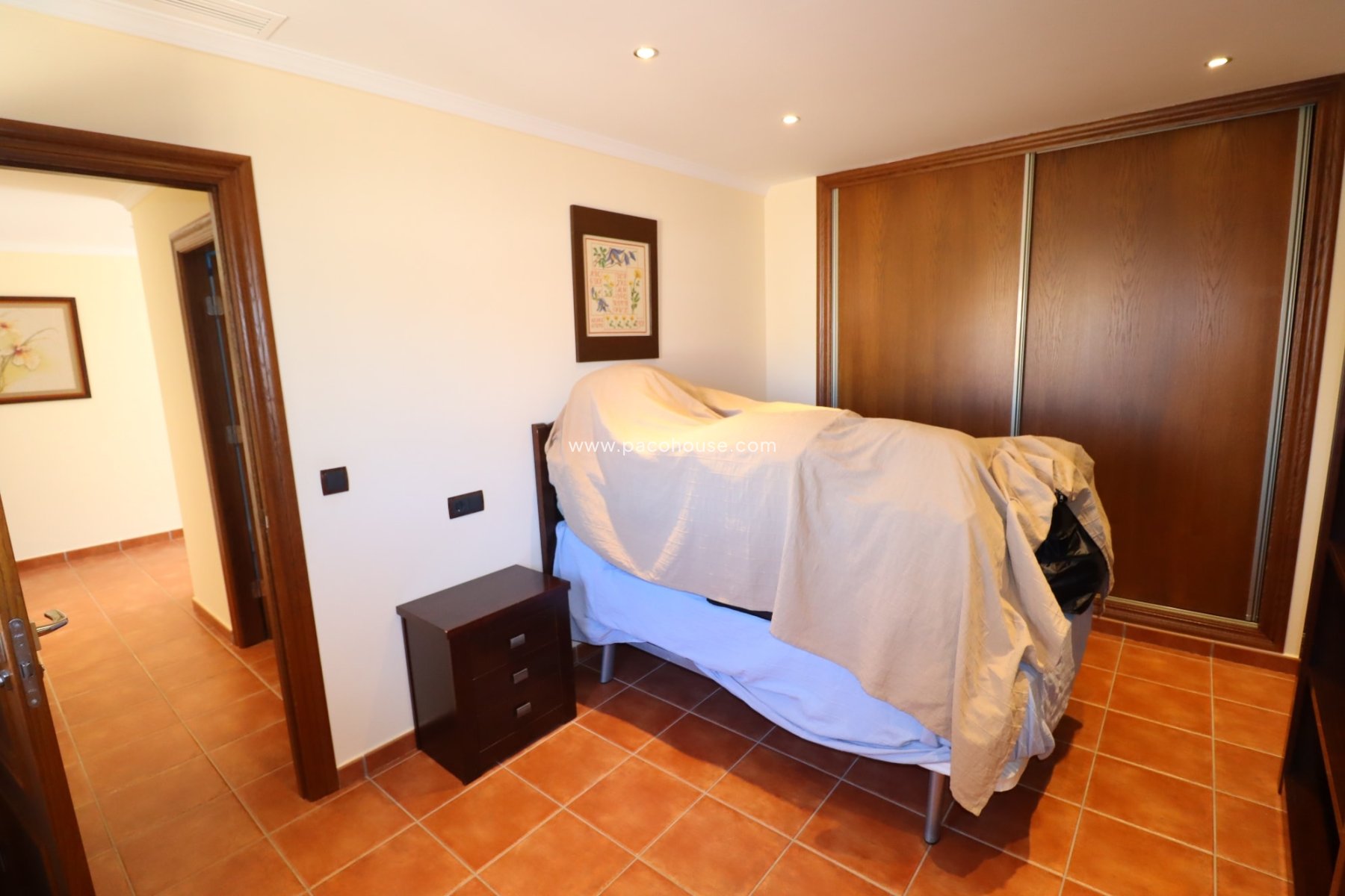 Resale - Villa -
Almendricos