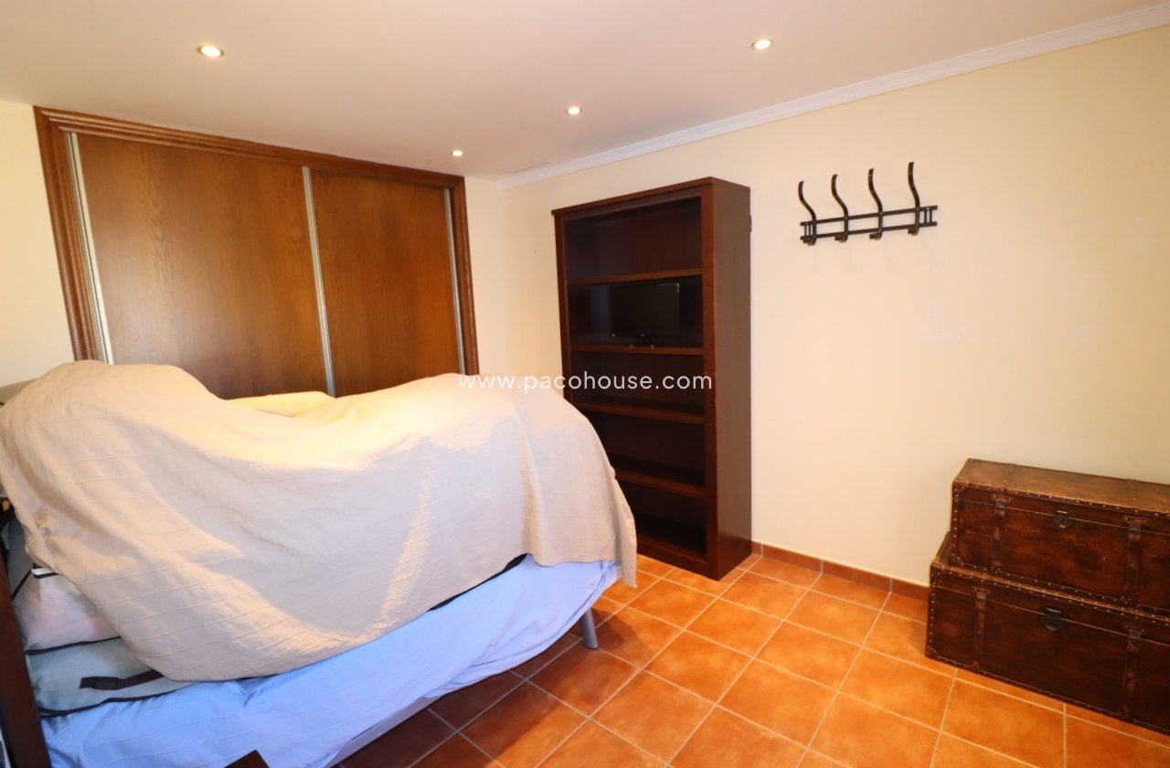 Resale - Villa -
Almendricos