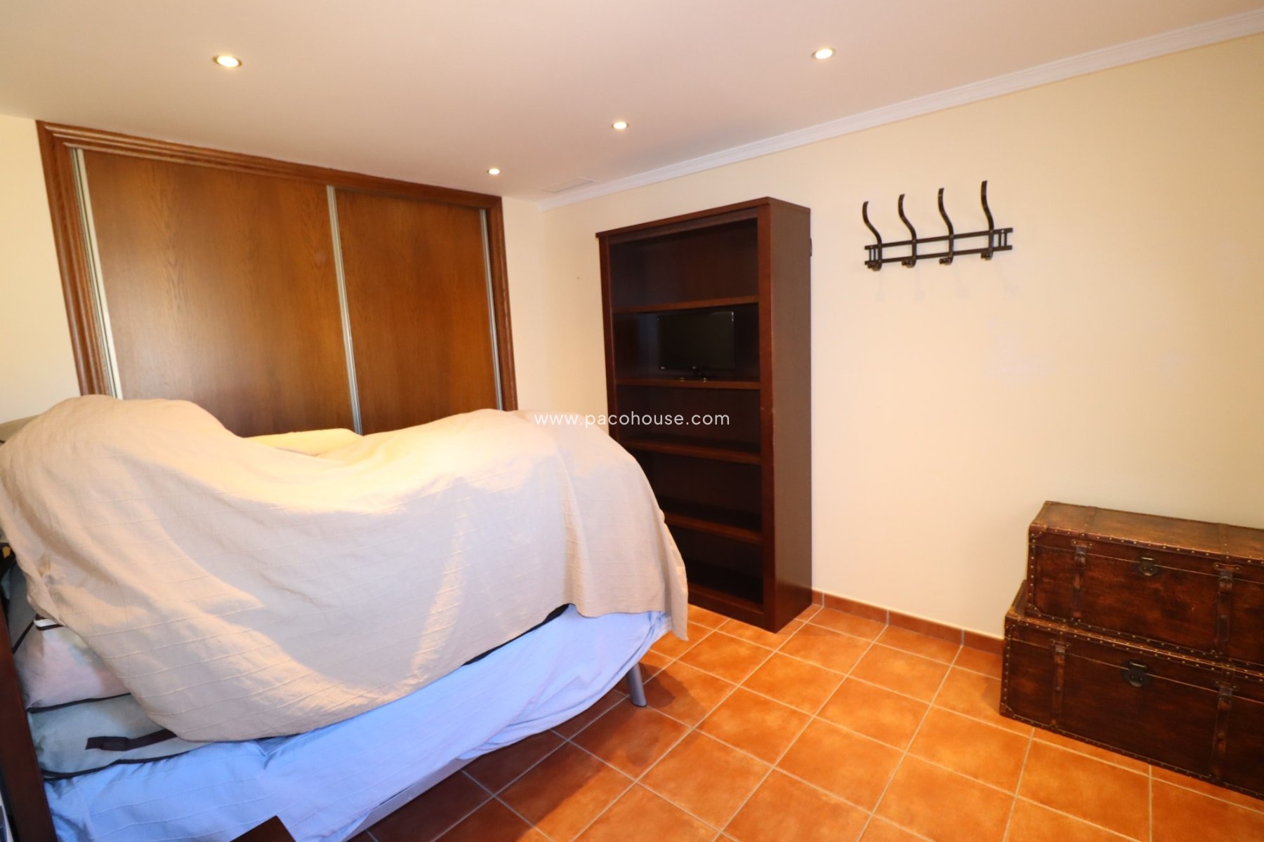 Resale - Villa -
Almendricos