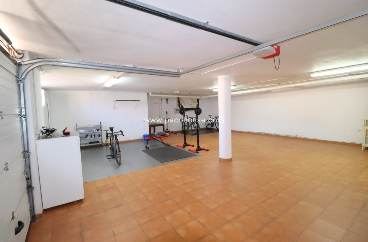 Resale - Villa -
Almendricos