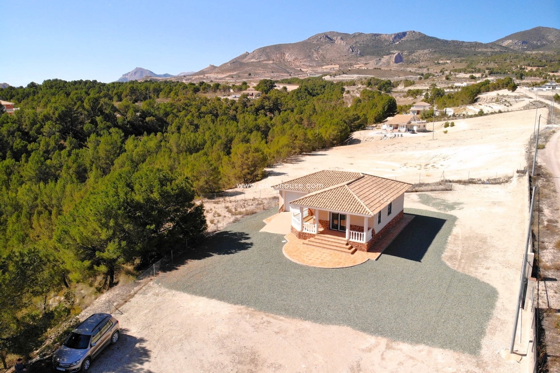 Resale - Villa -
La Parroquia