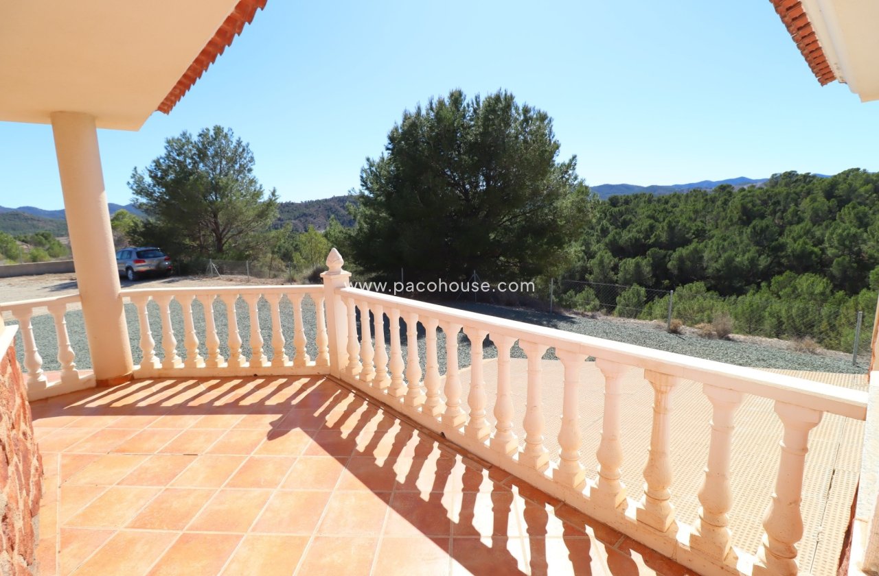 Resale - Villa -
La Parroquia