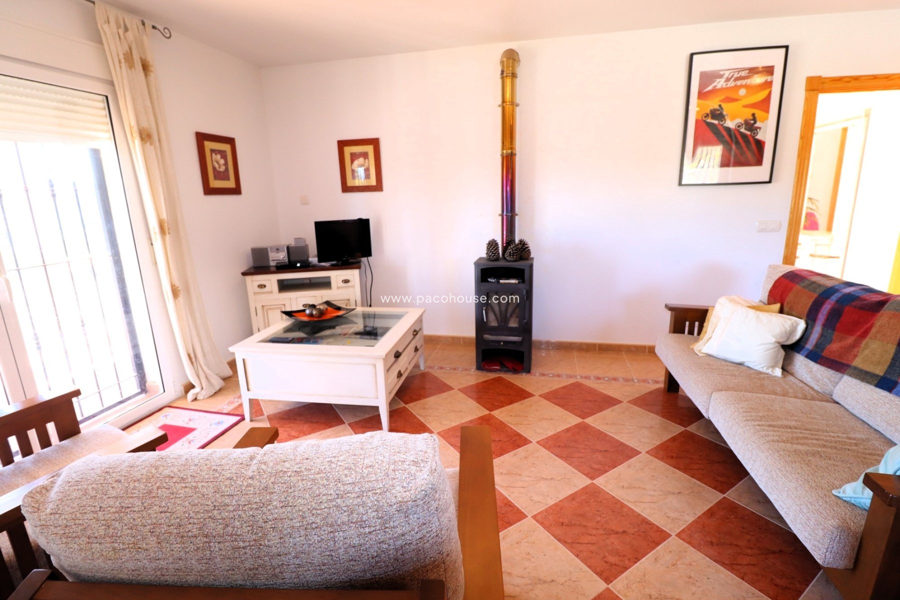Resale - Villa -
La Parroquia