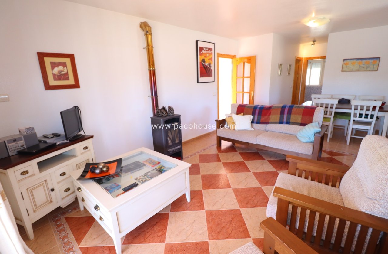 Resale - Villa -
La Parroquia