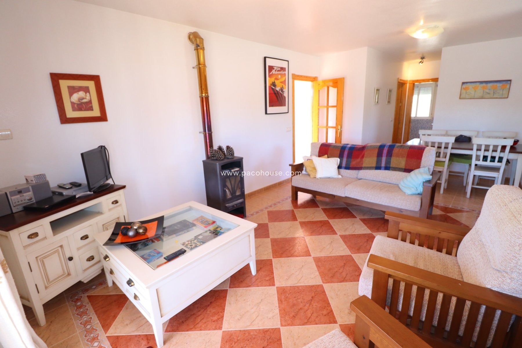 Resale - Villa -
La Parroquia