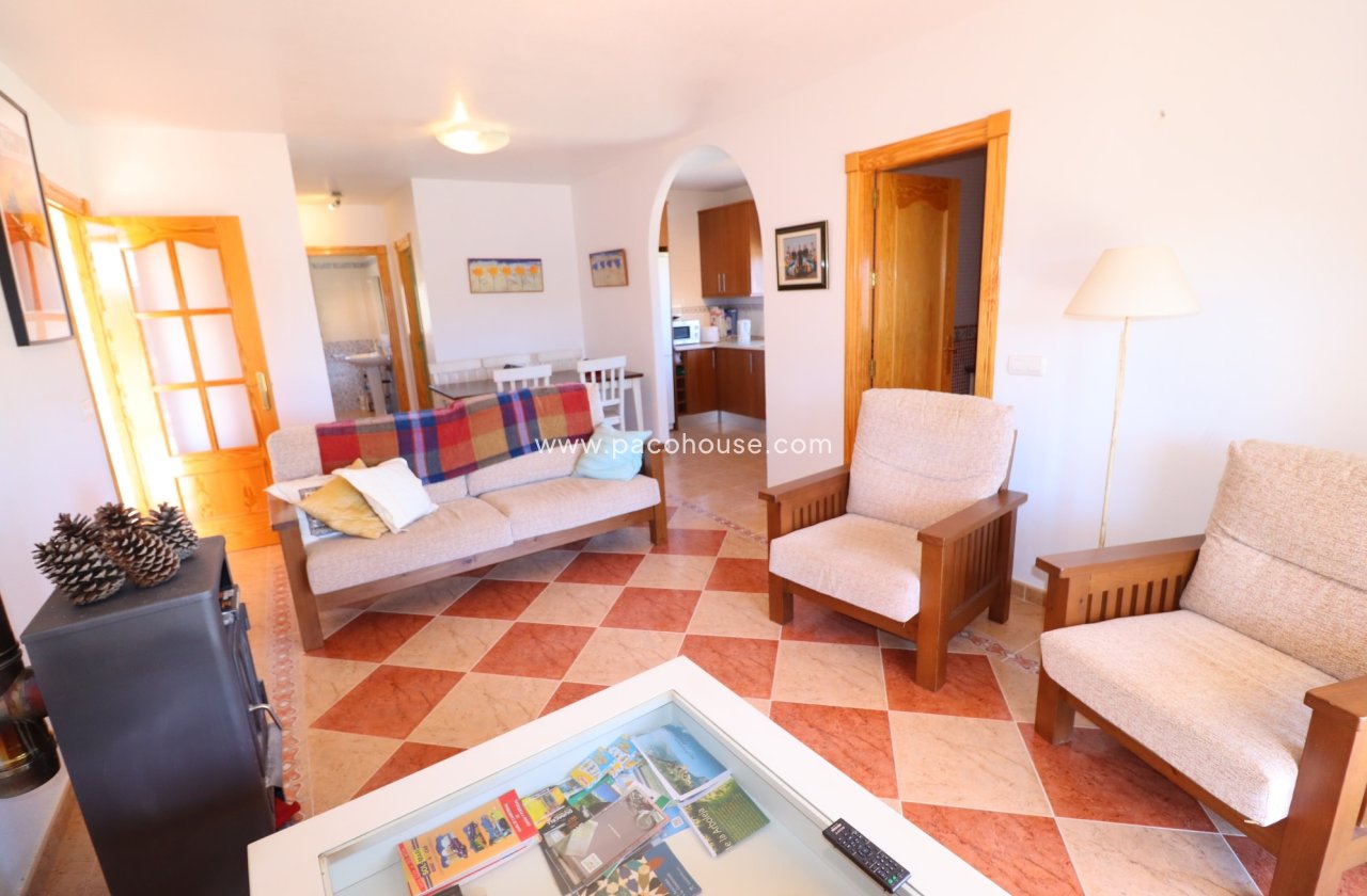 Resale - Villa -
La Parroquia