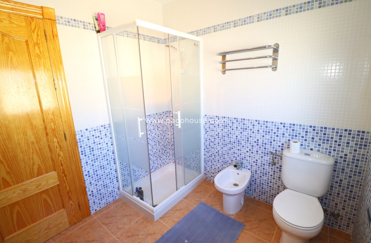 Resale - Villa -
La Parroquia