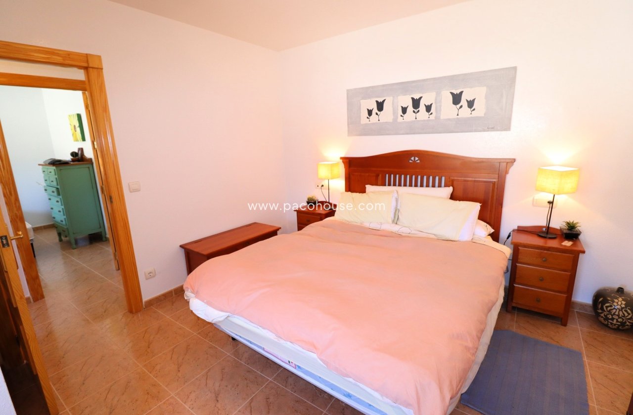 Resale - Villa -
La Parroquia