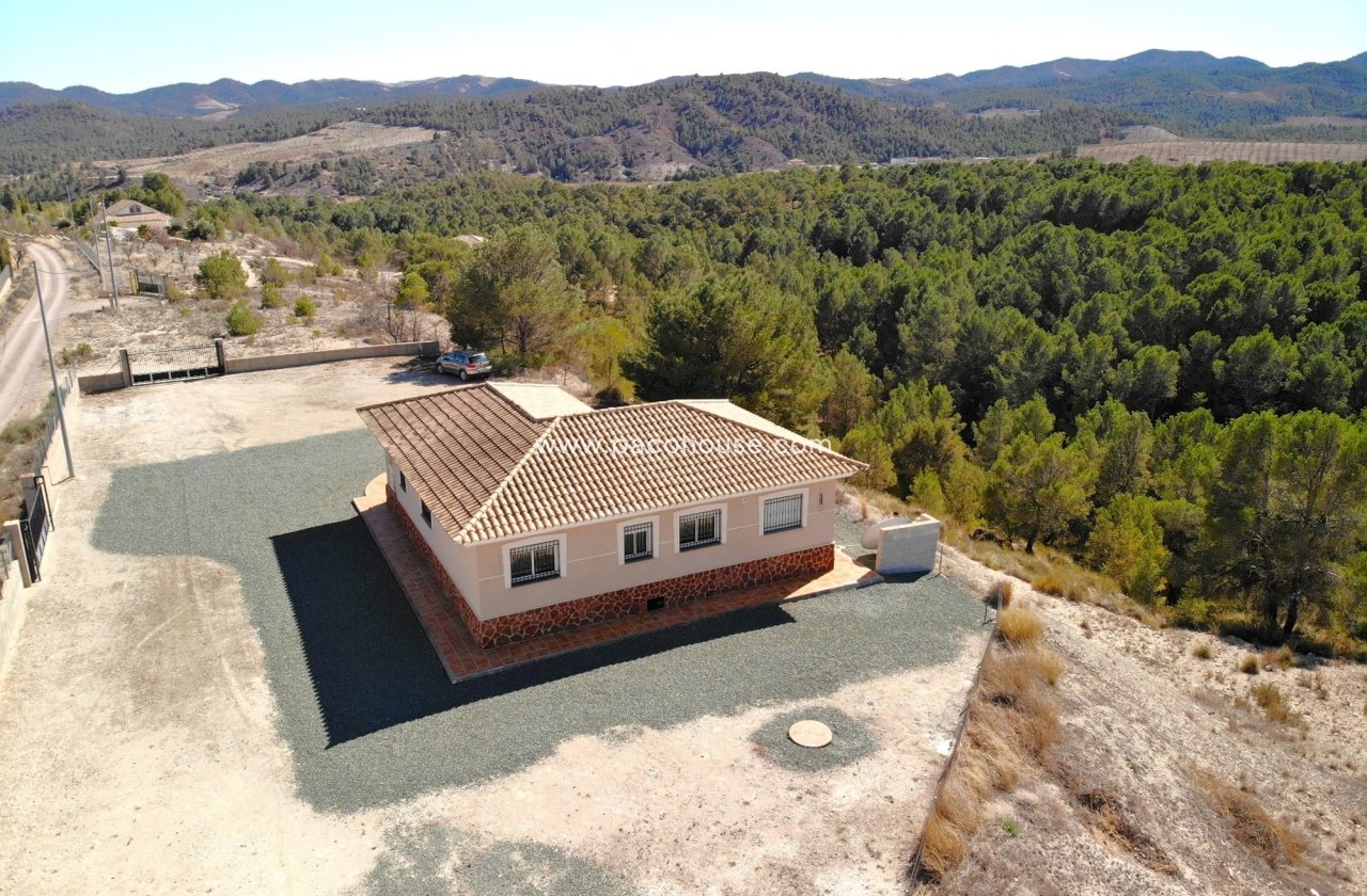 Resale - Villa -
La Parroquia