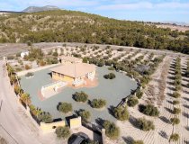 Resale - Villa -
La Parroquia