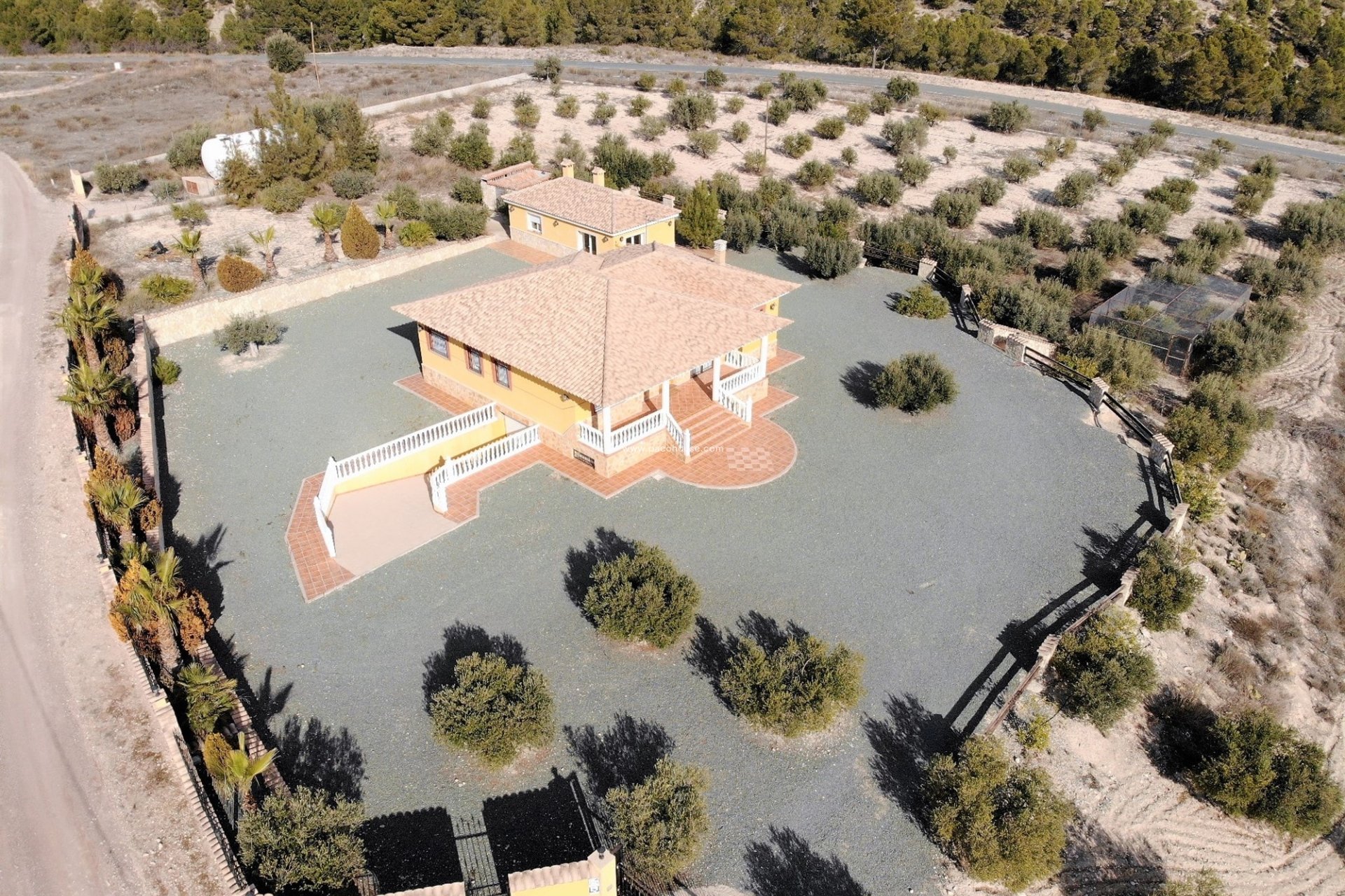Resale - Villa -
La Parroquia