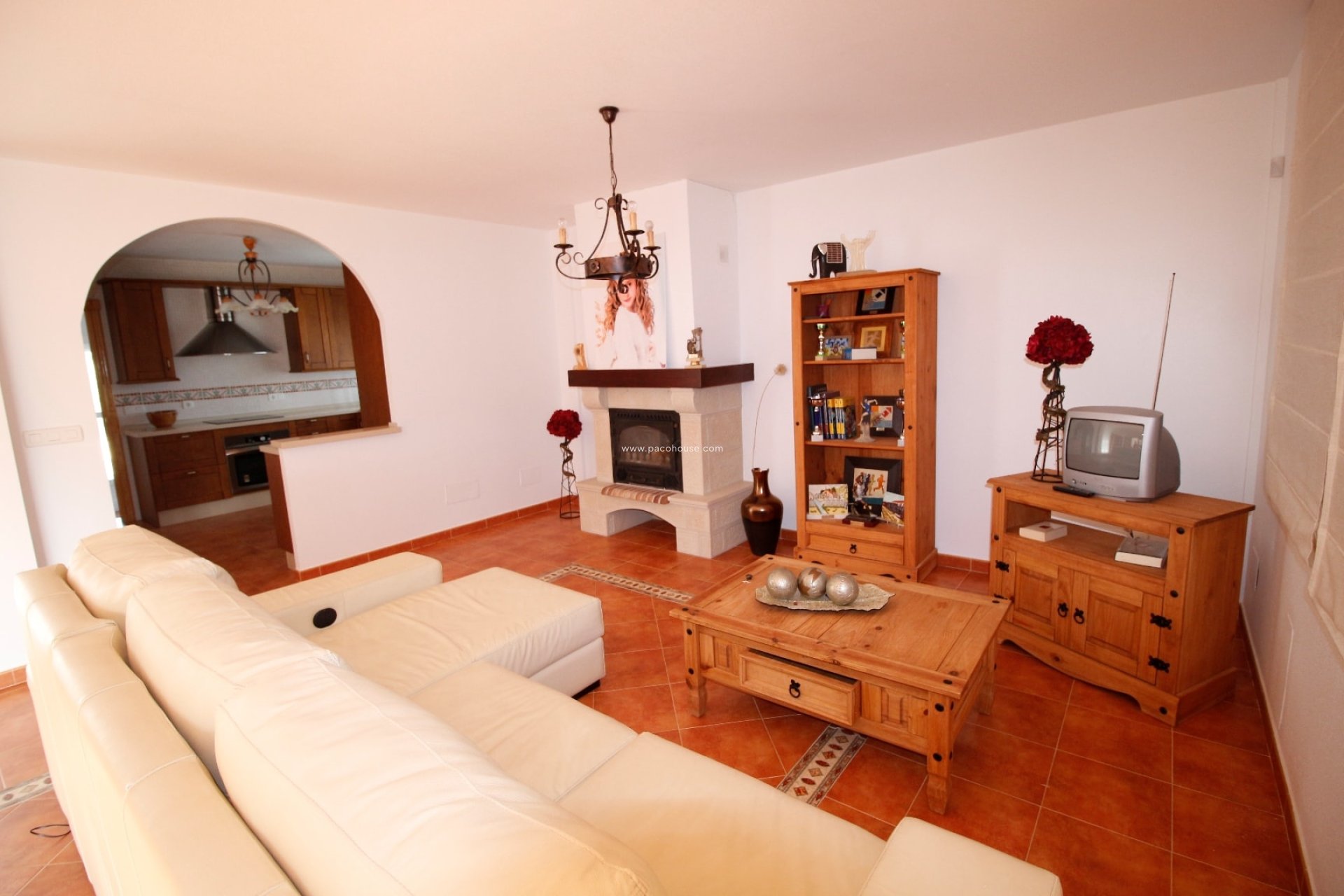 Resale - Villa -
La Parroquia