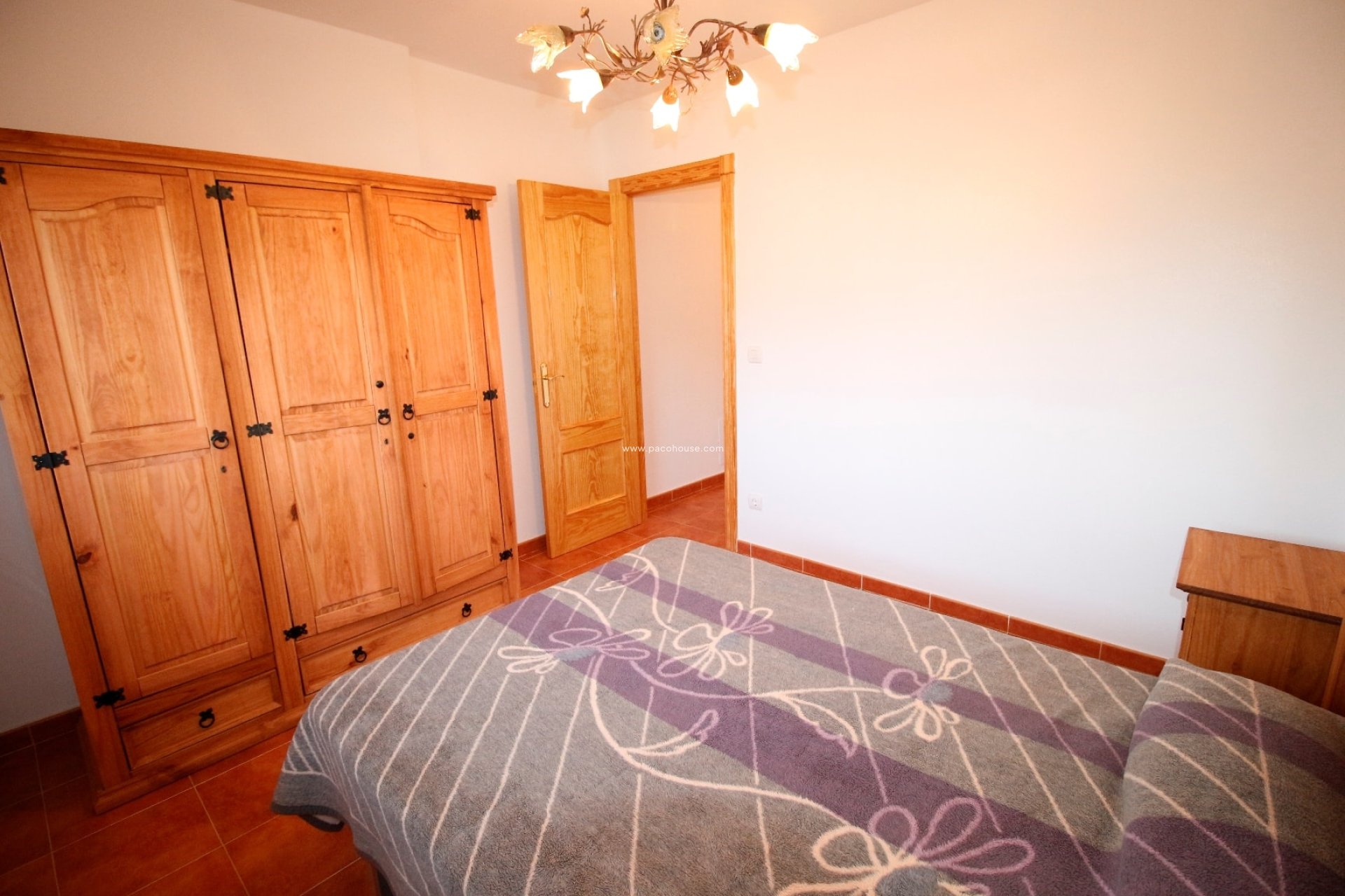 Resale - Villa -
La Parroquia