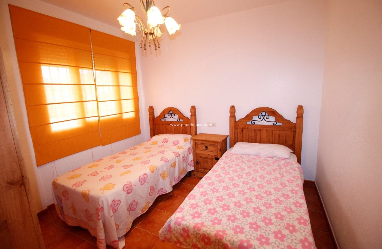 Resale - Villa -
La Parroquia