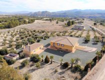 Resale - Villa -
La Parroquia