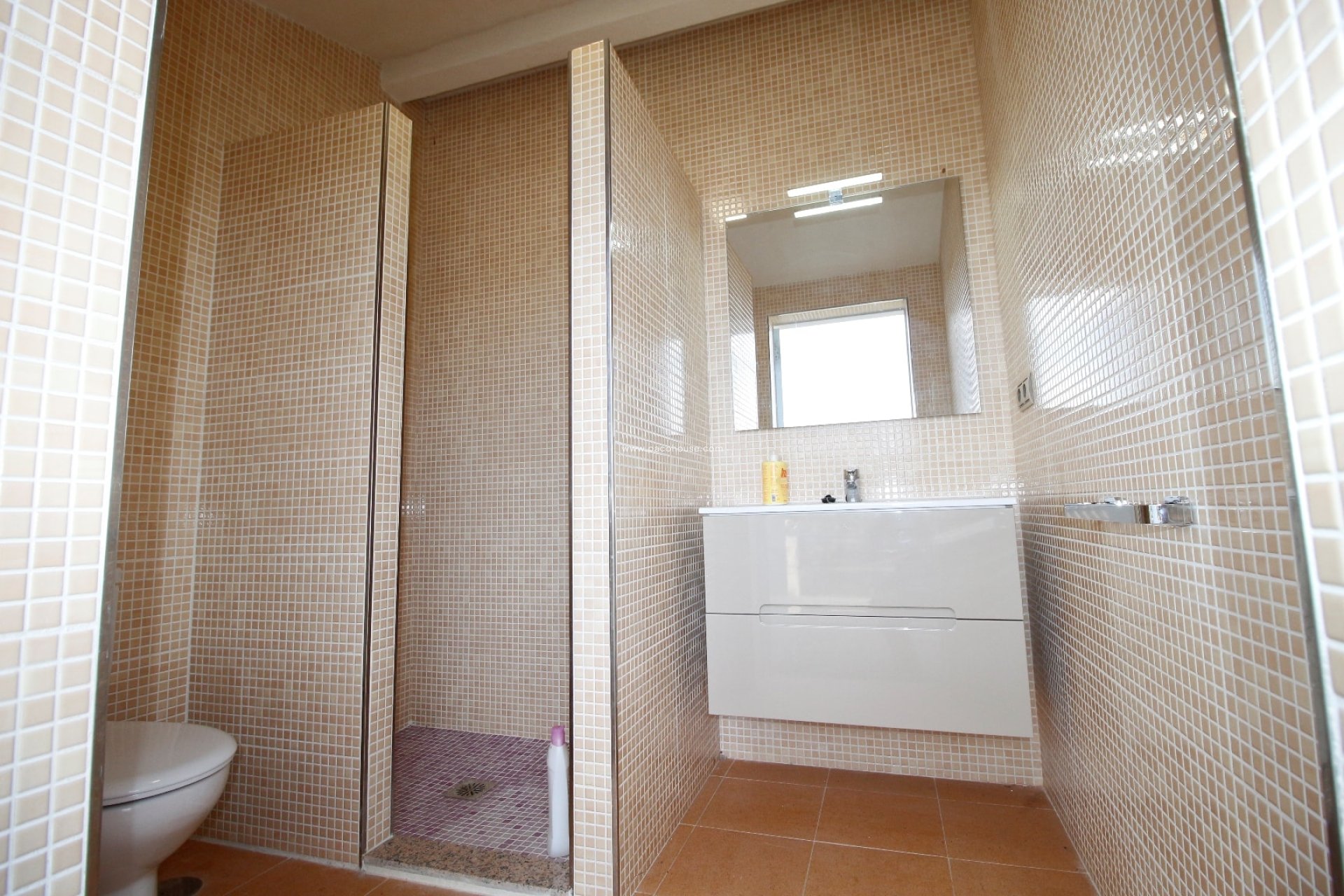 Resale - Villa -
La Parroquia