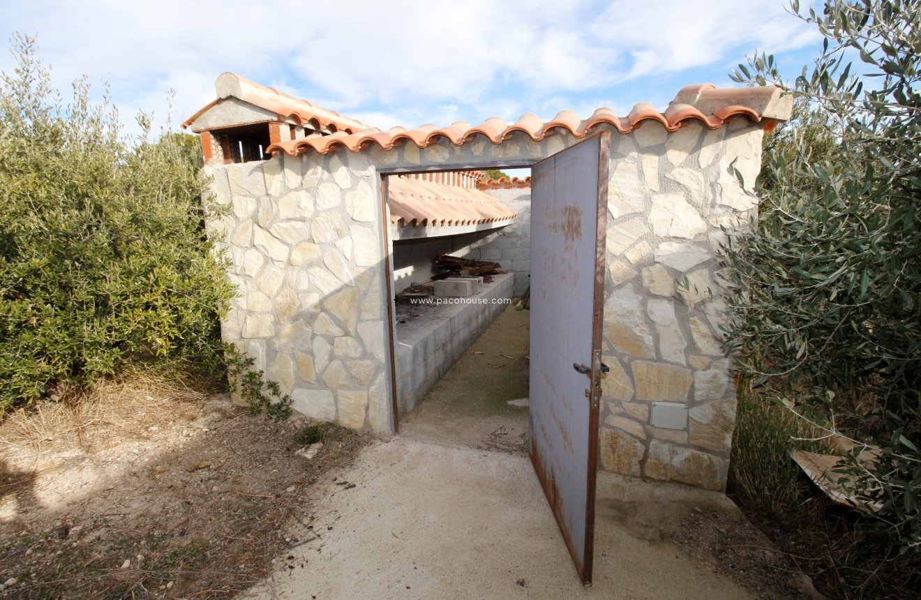Resale - Villa -
La Parroquia