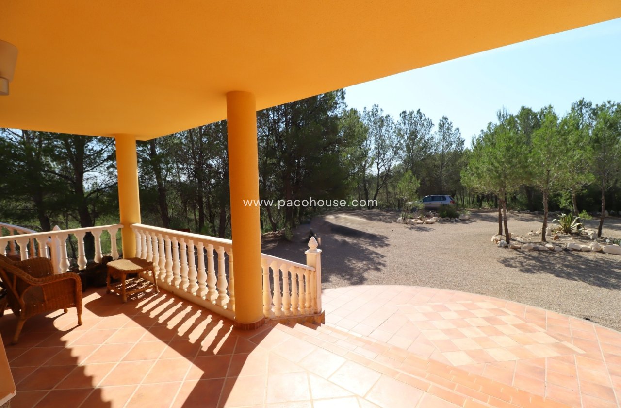 Resale - Villa -
La Parroquia
