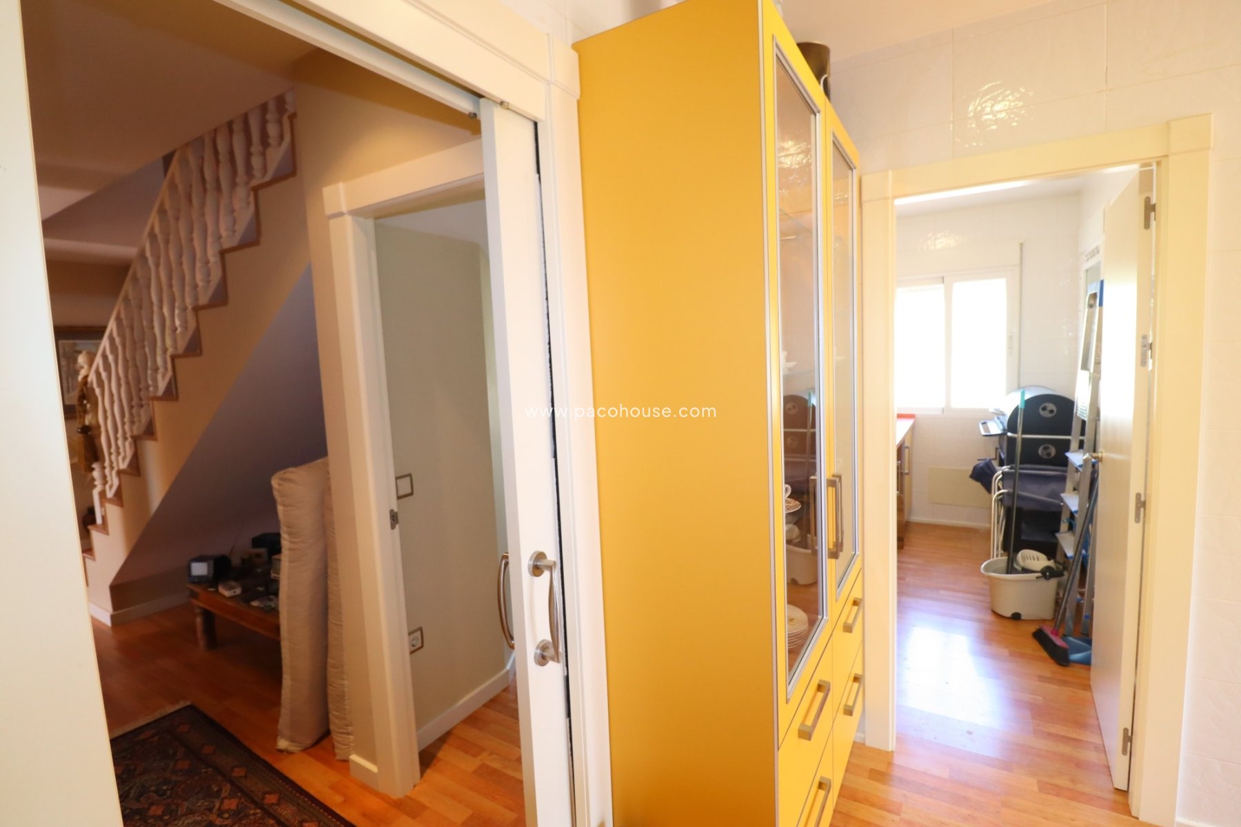 Resale - Villa -
La Parroquia