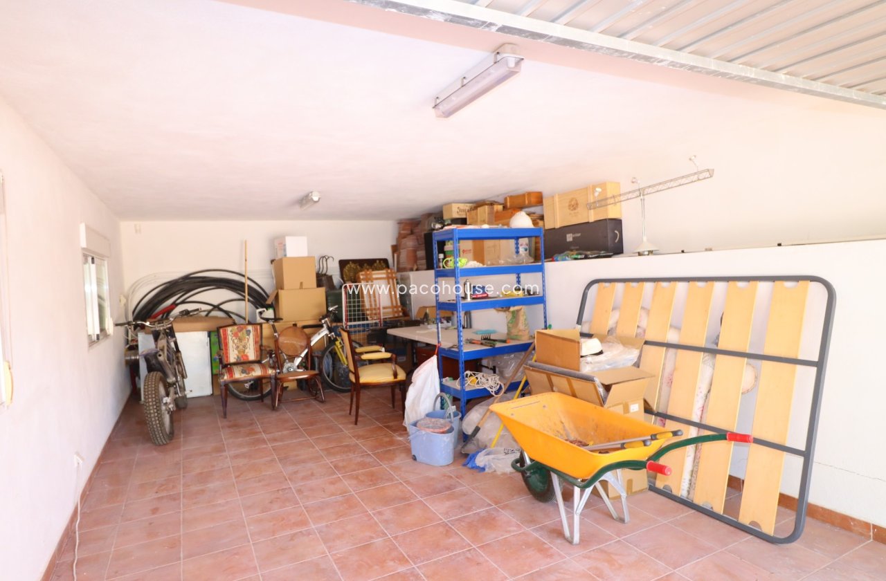 Resale - Villa -
La Parroquia