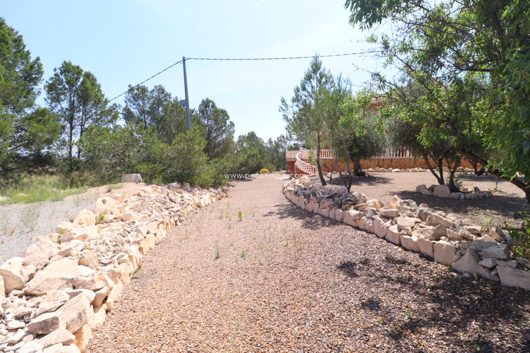 Resale - Villa -
La Parroquia