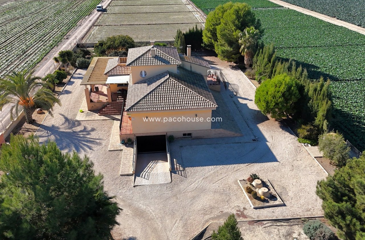 Resale - Villa -
Lorca