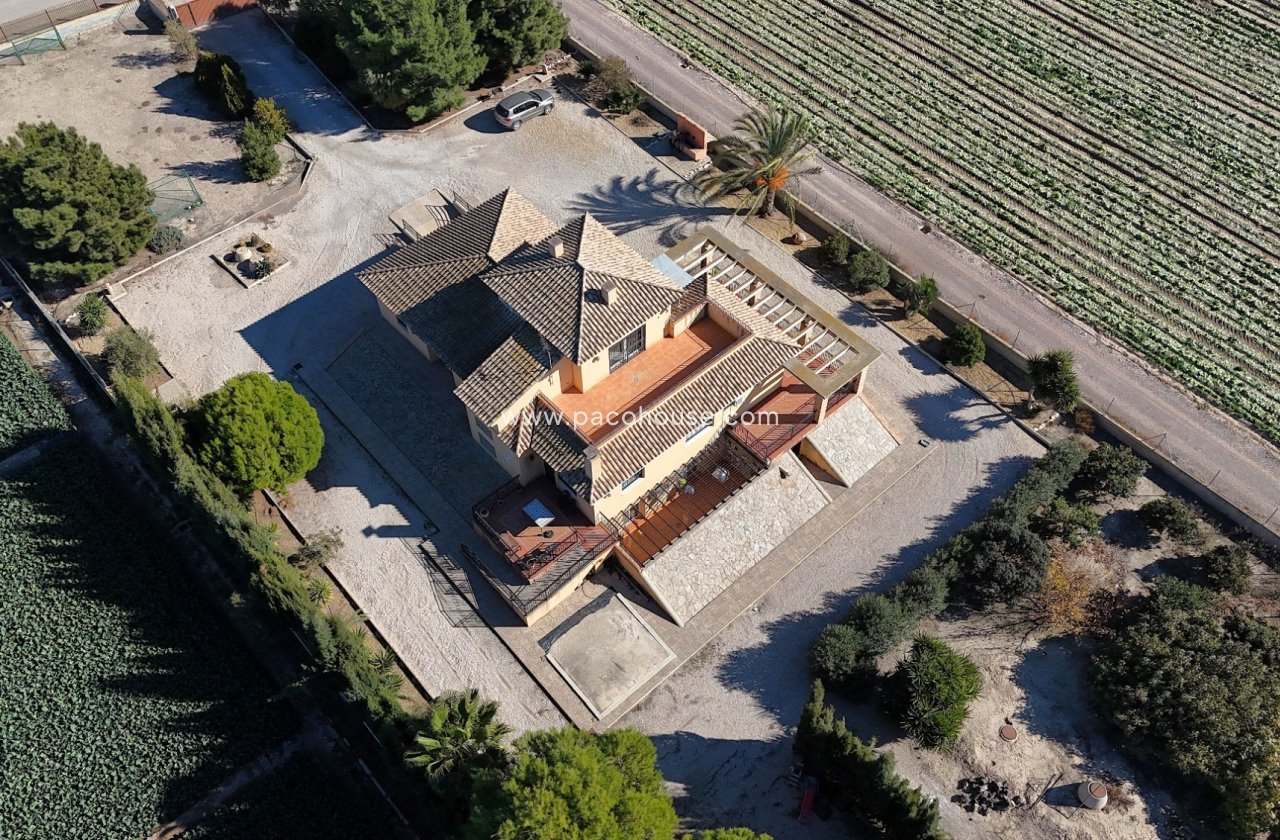 Resale - Villa -
Lorca