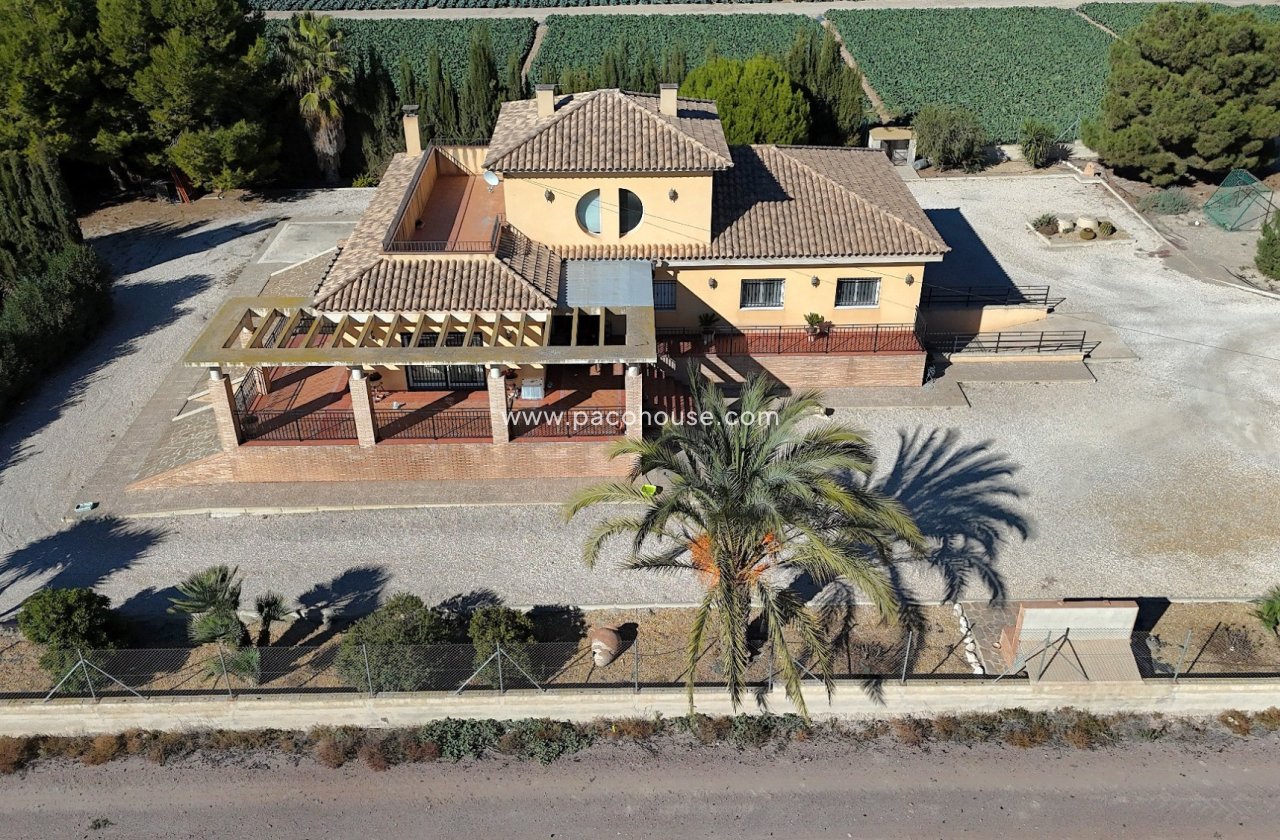 Resale - Villa -
Lorca