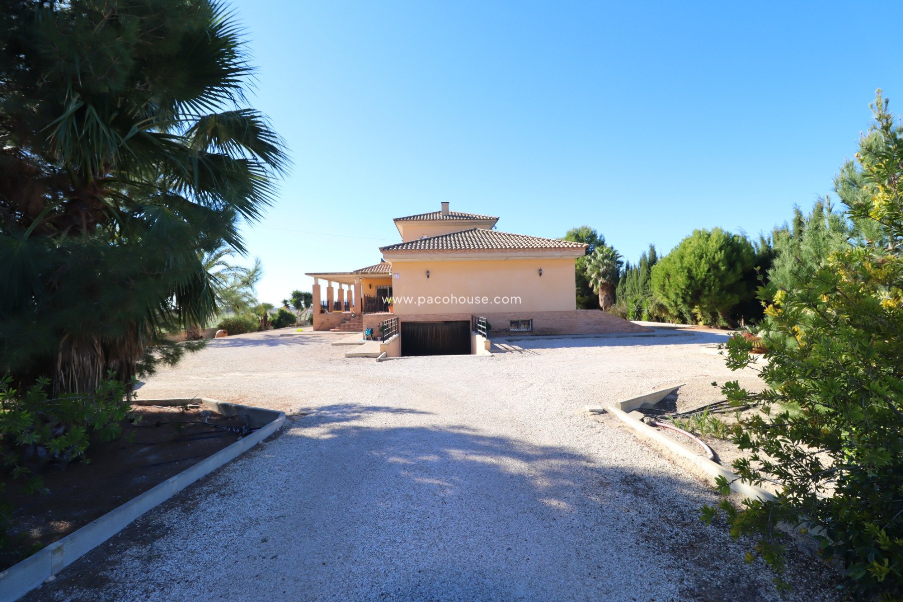 Resale - Villa -
Lorca