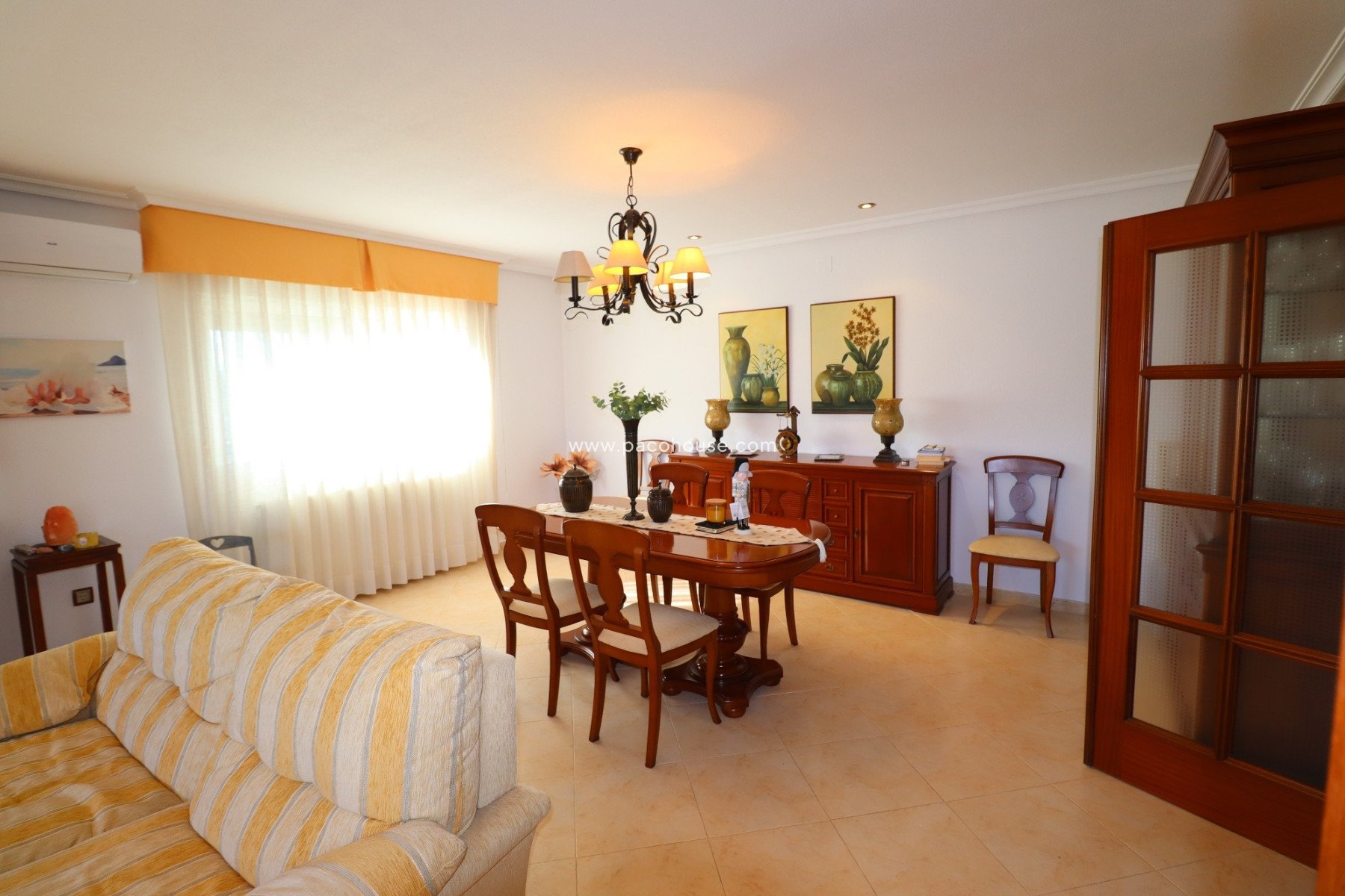 Resale - Villa -
Lorca