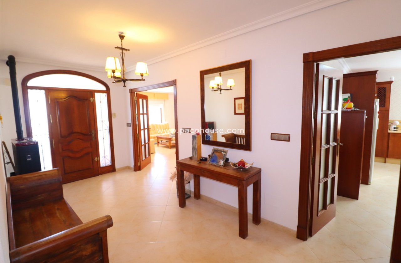 Resale - Villa -
Lorca