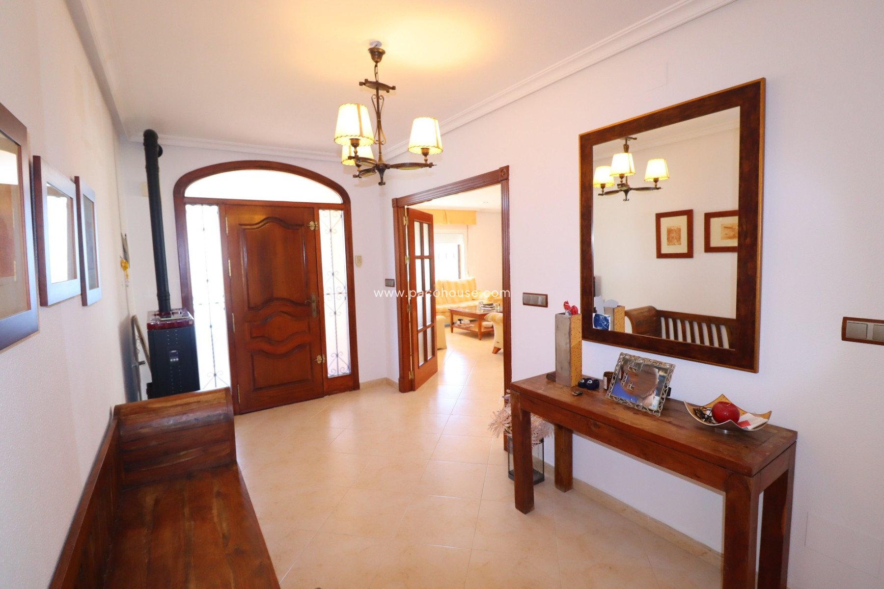 Resale - Villa -
Lorca