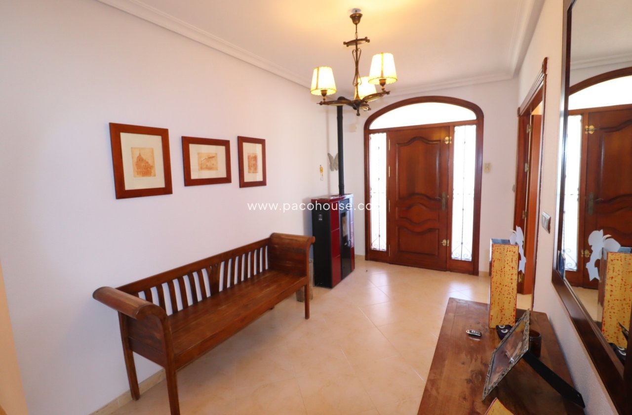 Resale - Villa -
Lorca